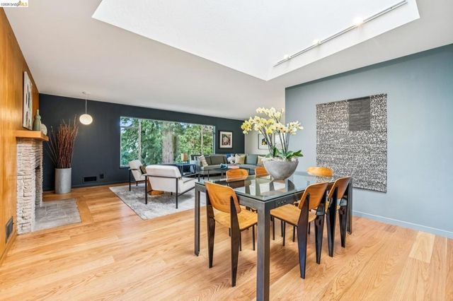 1113 Hillview Rd, Berkeley, CA 94708