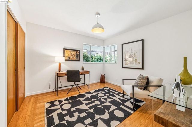 1113 Hillview Rd, Berkeley, CA 94708
