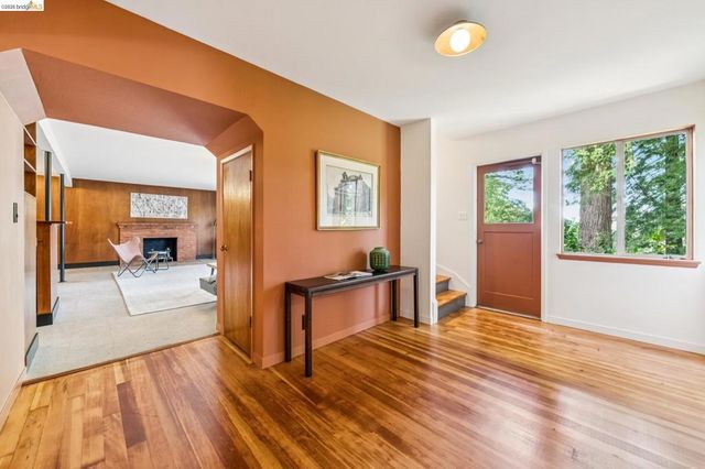 1113 Hillview Rd, Berkeley, CA 94708