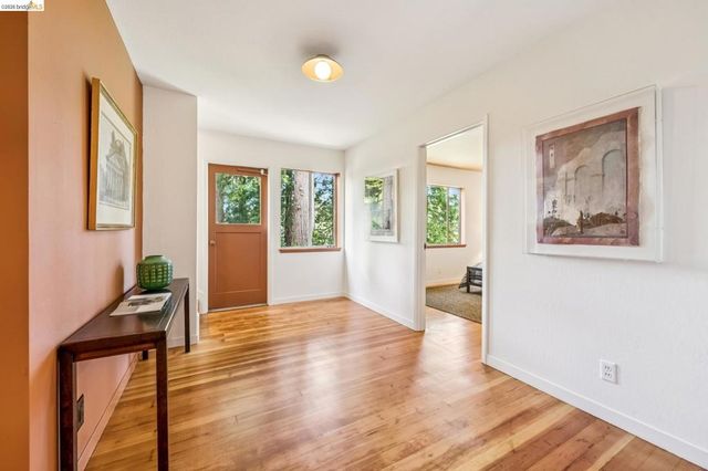 1113 Hillview Rd, Berkeley, CA 94708