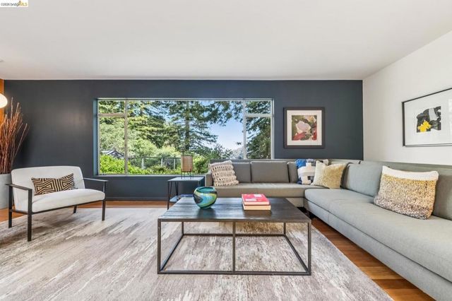 1113 Hillview Rd, Berkeley, CA 94708