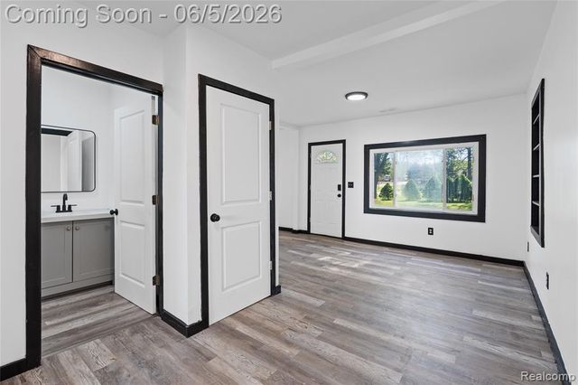 8053 Leadley Avenue, Mount Morris, MI 48458