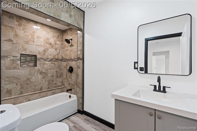 8053 Leadley Avenue, Mount Morris, MI 48458