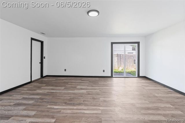 8053 Leadley Avenue, Mount Morris, MI 48458