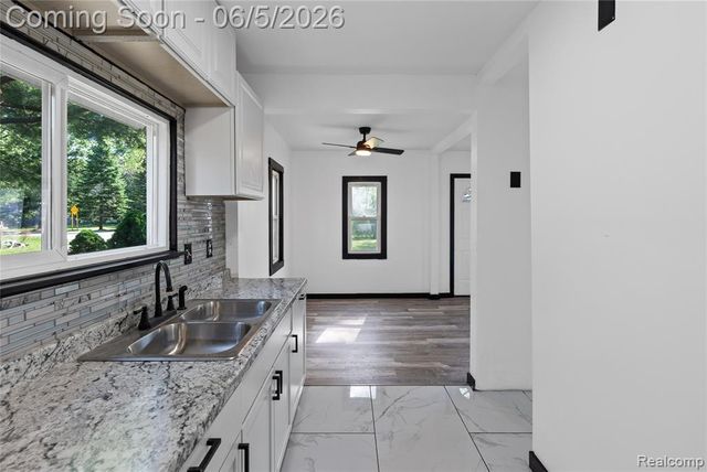 8053 Leadley Avenue, Mount Morris, MI 48458