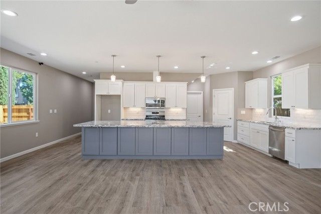 2191 Canal Farm Drive, Los Banos, CA 93635