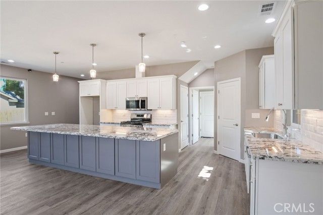 2191 Canal Farm Drive, Los Banos, CA 93635