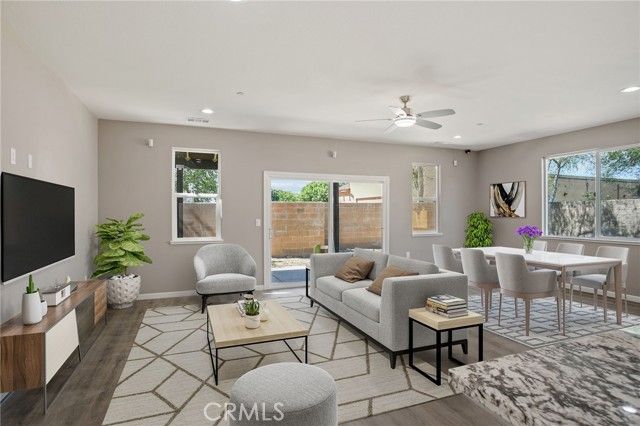 2191 Canal Farm Drive, Los Banos, CA 93635