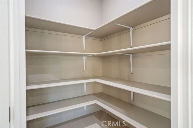 2191 Canal Farm Drive, Los Banos, CA 93635