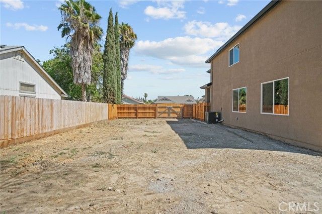 2191 Canal Farm Drive, Los Banos, CA 93635