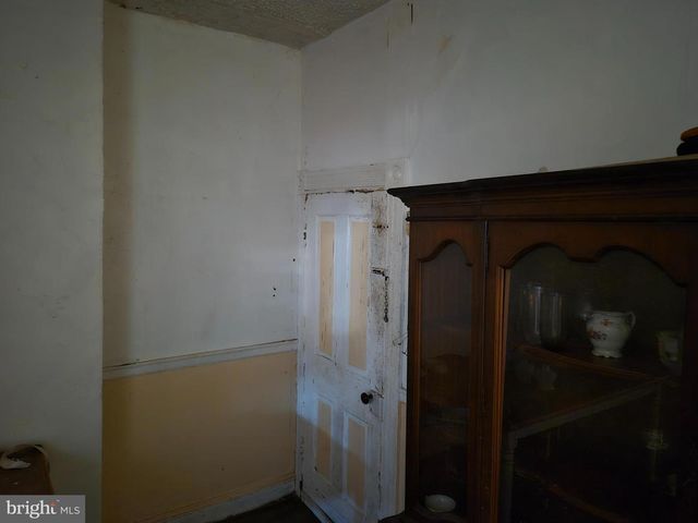 2032 WALBROOK AVE, Baltimore, MD 21217