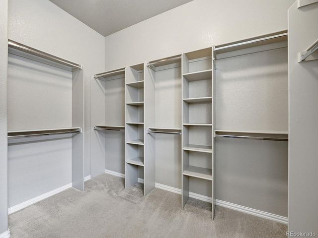 23953 E Roxbury Pl, Aurora, CO 80016