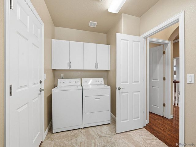 23953 E Roxbury Pl, Aurora, CO 80016