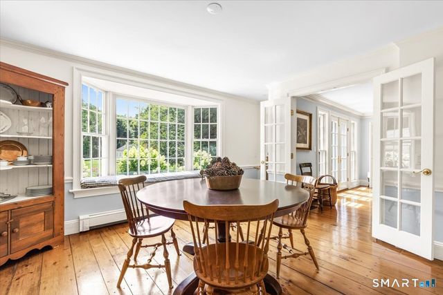 38 Gerrish Lane, New Canaan, CT 06840
