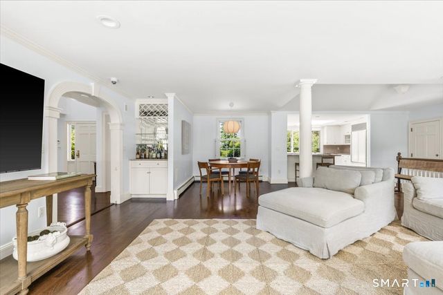 38 Gerrish Lane, New Canaan, CT 06840