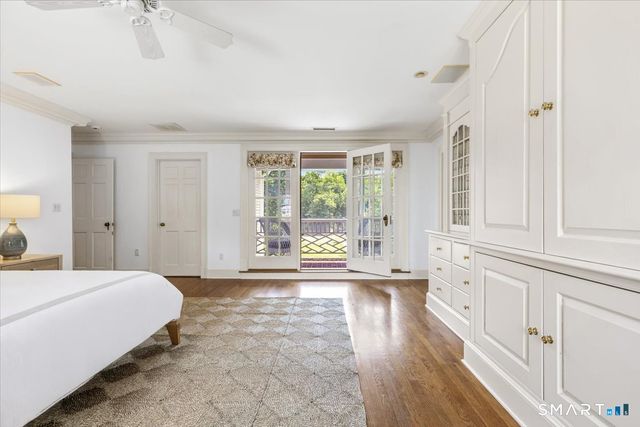 38 Gerrish Lane, New Canaan, CT 06840