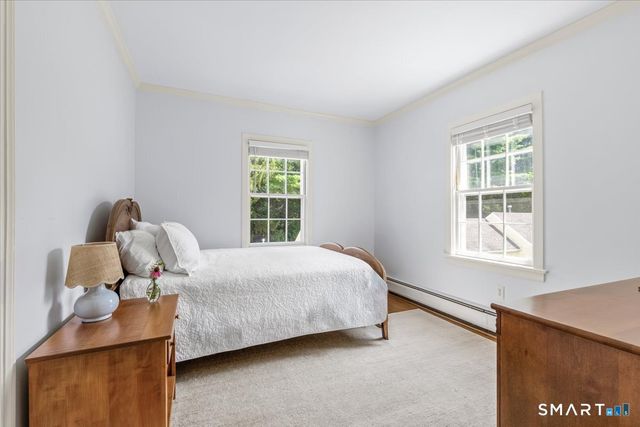 38 Gerrish Lane, New Canaan, CT 06840