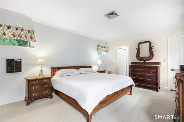 38 Gerrish Lane, New Canaan, CT 06840