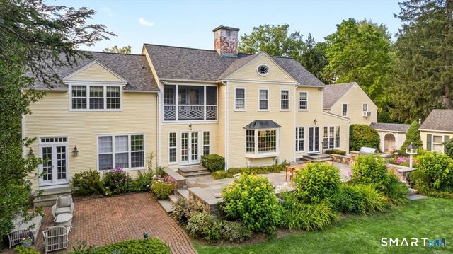 38 Gerrish Lane, New Canaan, CT 06840