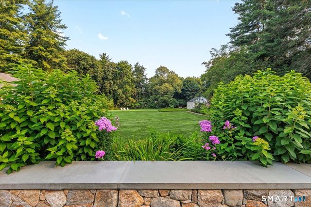 38 Gerrish Lane, New Canaan, CT 06840