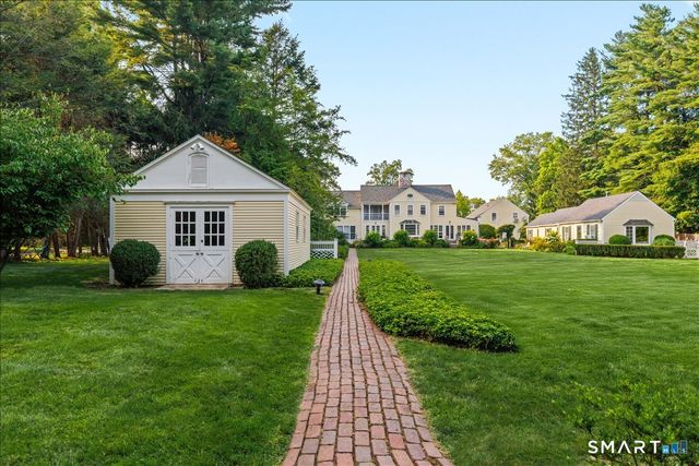 38 Gerrish Lane, New Canaan, CT 06840
