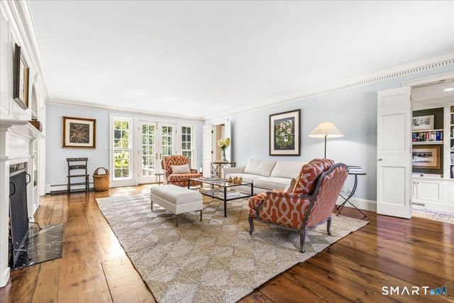 38 Gerrish Lane, New Canaan, CT 06840