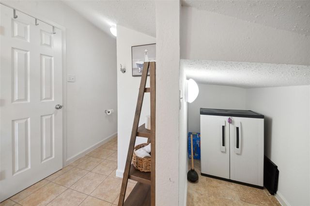 1105 Tulane Street B, Houston, TX 77008