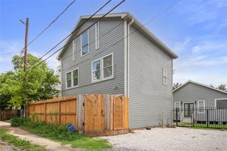 1105 Tulane Street B, Houston, TX 77008