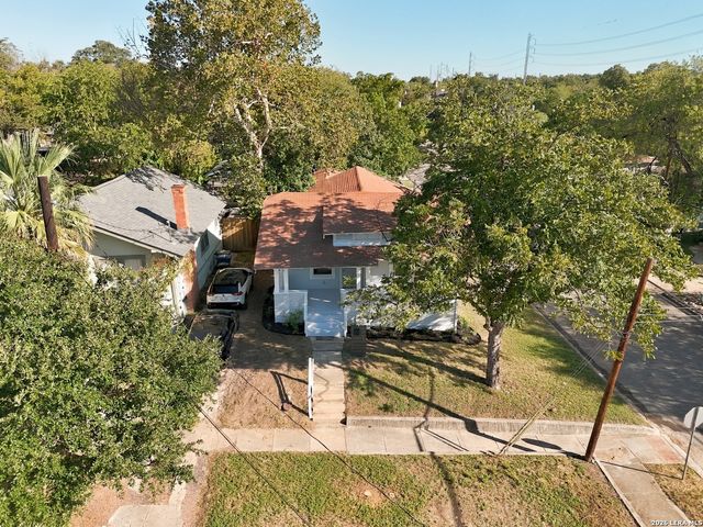 801 W Mistletoe Ave, San Antonio, TX 78212
