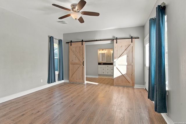 801 W Mistletoe Ave, San Antonio, TX 78212