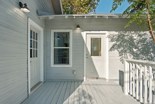 801 W Mistletoe Ave, San Antonio, TX 78212