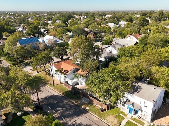 801 W Mistletoe Ave, San Antonio, TX 78212