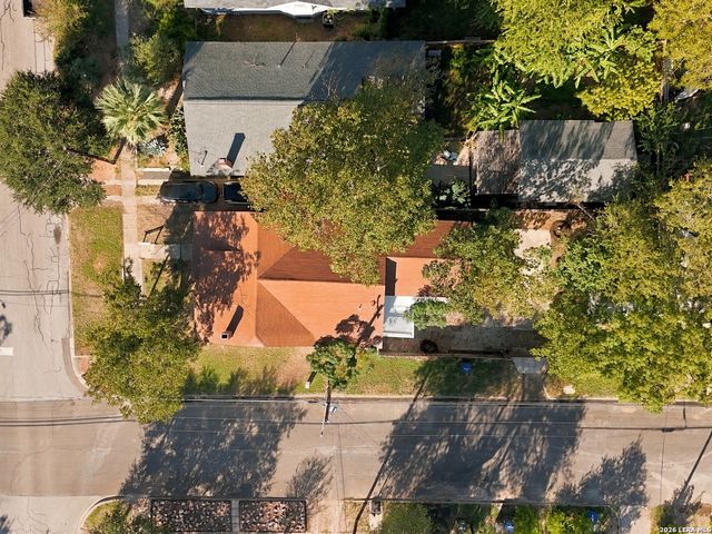 801 W Mistletoe Ave, San Antonio, TX 78212