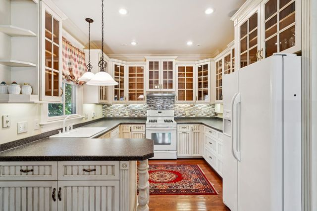 66 Rutledge Avenue, Charleston, SC 29401