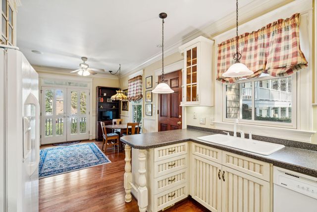 66 Rutledge Avenue, Charleston, SC 29401