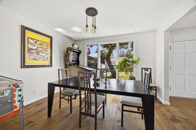 6971 Nueva Avenue, Redwood City, CA 94061