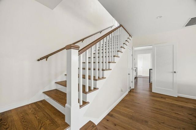 6971 Nueva Avenue, Redwood City, CA 94061
