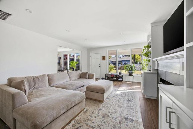 6971 Nueva Avenue, Redwood City, CA 94061