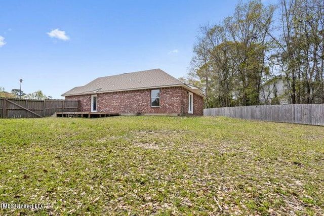 10249 Cottage Court, D'iberville, MS 39540