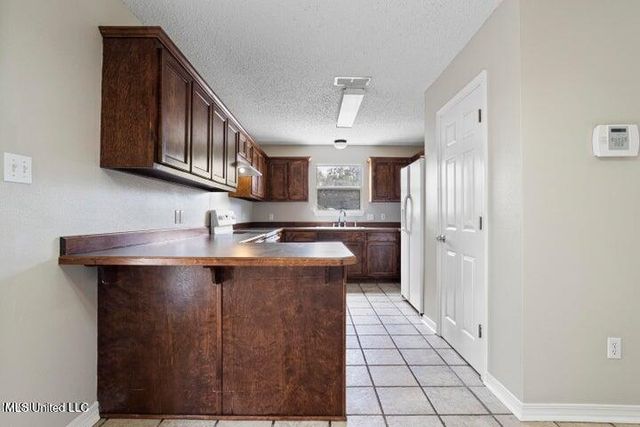 10249 Cottage Court, D'iberville, MS 39540