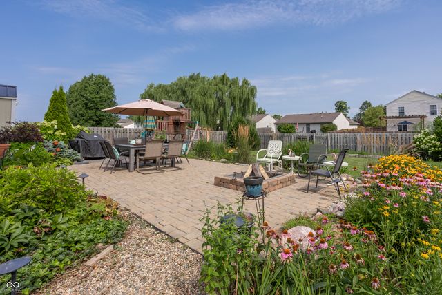4212 Dunedin Court, Westfield, IN 46062