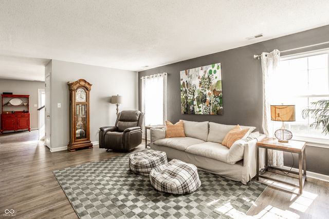 4212 Dunedin Court, Westfield, IN 46062