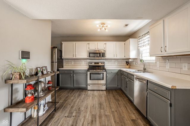 4212 Dunedin Court, Westfield, IN 46062
