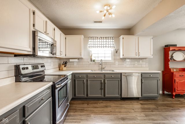 4212 Dunedin Court, Westfield, IN 46062