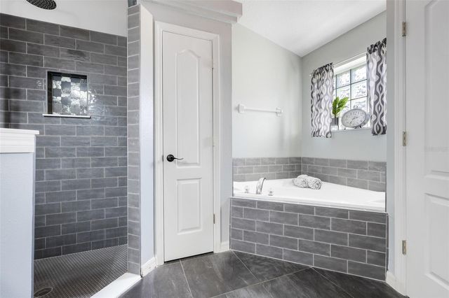 1119 PRINCETON DRIVE, Clermont, FL 34711