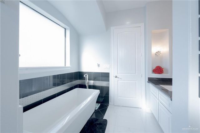 2511 Wisteria Street, Rio Grande City, TX 78582