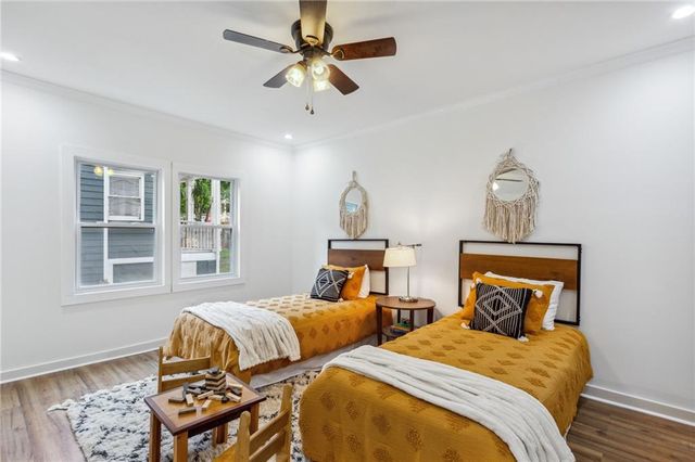 698 Garibaldi SW Street, Atlanta, GA 30310