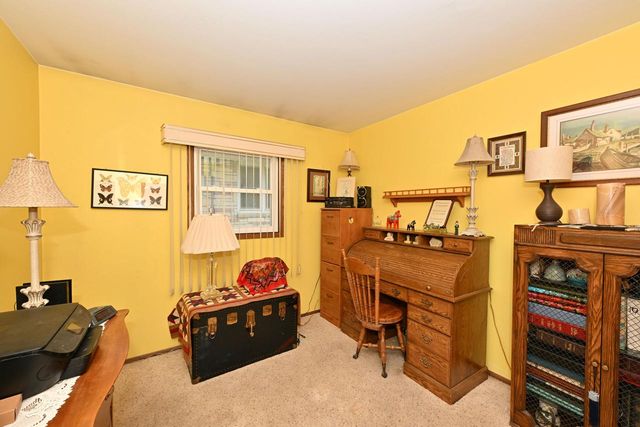 6469 Garden Grove LANE, Glendale, WI 53209