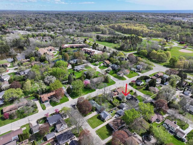 6469 Garden Grove LANE, Glendale, WI 53209