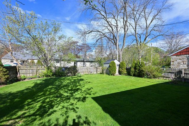 6469 Garden Grove LANE, Glendale, WI 53209